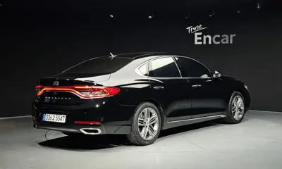 Hyundai Grandeur 2018, 118104 км, за 9100.95 USD