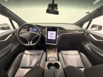 Tesla Model X 2018, 90000 км, за 27338.93 USD - фото 7