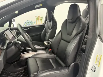 Tesla Model X 2018, 90000 км, за 27338.93 USD - фото 10