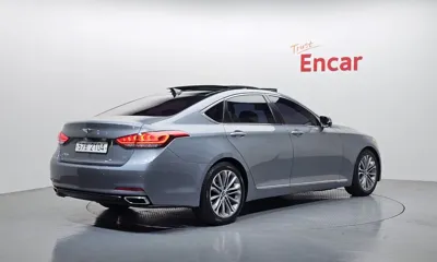 Hyundai Genesis 2015, 162106 км, за 4923.2 USD