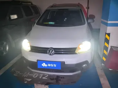 Volkswagen Golf (Import) 2014, 111800 км, за 4497.34 USD