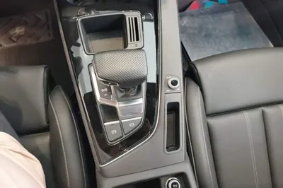 Audi A4L 2024, 11399 км, за 30947 USD - фото 16
