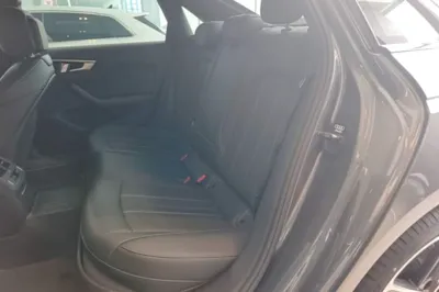 Audi A4L 2024, 11399 км, за 30947 USD - фото 20