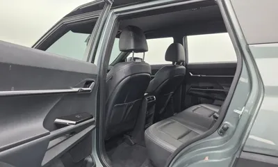 KG_Mobility_Ssangyong Torres 2023, 53569 км, за 11714.52 USD - фото 18