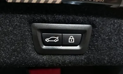 BMW 5-Series 2017, 104083 км, за 14113.17 USD - фото 20