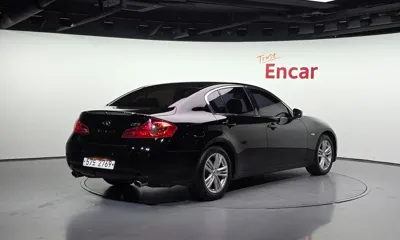 Infiniti G 2013, 159805 км, за 2555.18 USD