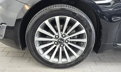 Kia K7 2015, 114877 км, за 3900.5 USD