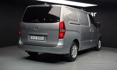 Hyundai Starex 2015, 249015 км, за 2822.63 USD