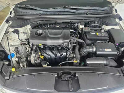 Hyundai Avante 2018, 81146 км, за 6406.53 USD - фото 17