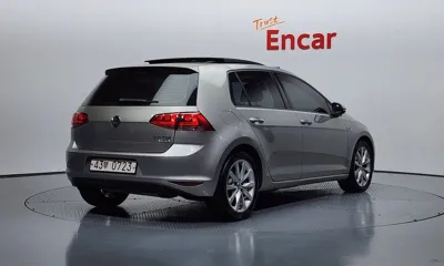 Volkswagen Golf 2016, 101178 км, за 5320.54 USD