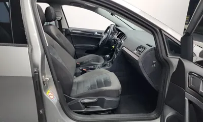 Volkswagen Golf 2016, 101178 км, за 5320.54 USD - фото 11