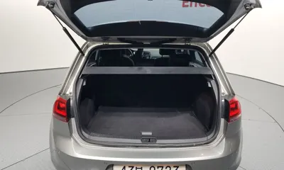 Volkswagen Golf 2016, 101178 км, за 5320.54 USD - фото 20