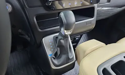 Hyundai Staria 2023, 7532 км, за 20874.36 USD - фото 9