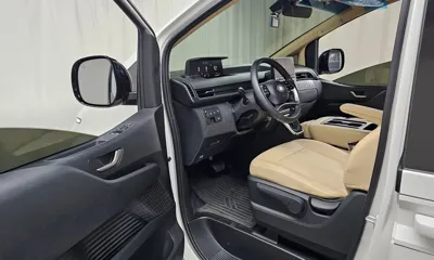 Hyundai Staria 2023, 7532 км, за 20874.36 USD - фото 10