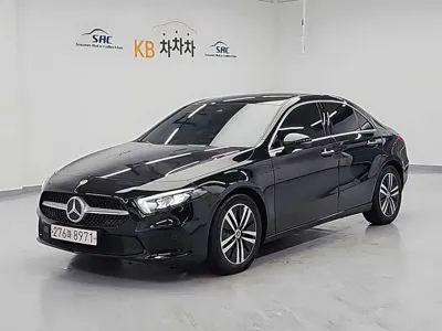 Mercedes-Benz A-Class · 2022 год