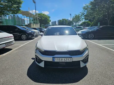 Kia K5 2024, 45673 км, за 16148.98 USD