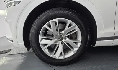 Genesis GV70 2021, 46633 км, за 22736.17 USD