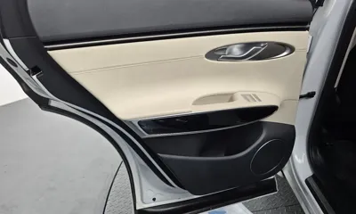 Genesis GV70 2021, 46633 км, за 22725.78 USD - фото 25