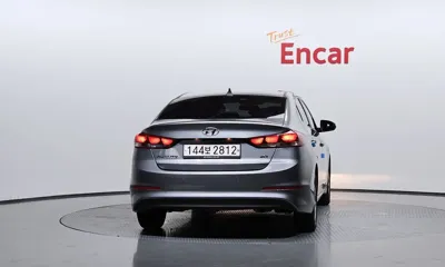 Hyundai Avante 2016, 176086 км, за 4037.25 USD