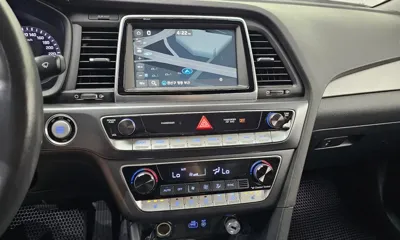 Hyundai Sonata 2018, 100337 км, за 7159.61 USD - фото 14