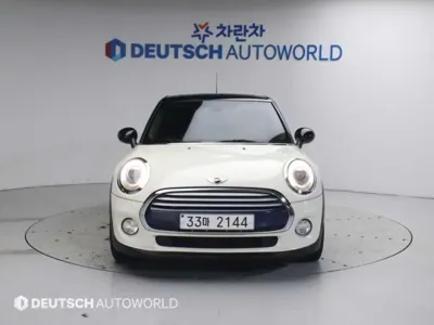 MINI Cooper 2015, 150227 км, за 3178.81 USD