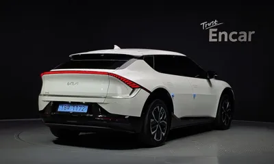 Kia EV6 2022, 55191 км, за 22427.35 USD