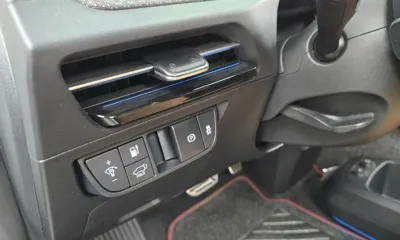 Kia EV6 2022, 55191 км, за 22427.35 USD - фото 20