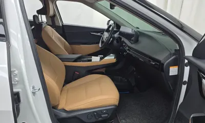 Kia EV6 2022, 55191 км, за 22427.35 USD - фото 26