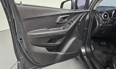 ChevroletGMDaewoo Trax 2016, 107406 км, за 3055.32 USD - фото 24
