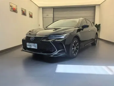 Toyota Avalon · 2022 год