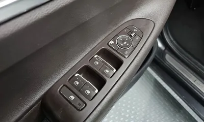 Hyundai Grandeur 2020, 173475 км, за 8867.57 USD - фото 12