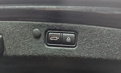 Hyundai Grandeur 2020, 173475 км, за 8867.57 USD - фото 20