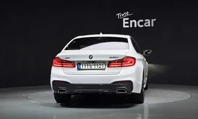 BMW 5-Series 2018, 150502 км, за 14873.09 USD