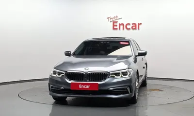 BMW 5-Series 2019, 101568 км, за 14113.17 USD