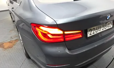 BMW 5-Series 2019, 101568 км, за 14113.17 USD - фото 23