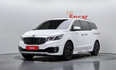 Kia Canival · 2015 год