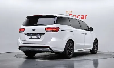 Kia Canival 2015, 67500 км, за 8729.63 USD