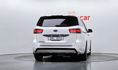 Kia Canival 2015, 67500 км, за 8729.63 USD