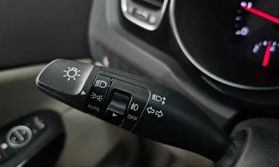 Kia Canival 2015, 67500 км, за 8729.63 USD - фото 17