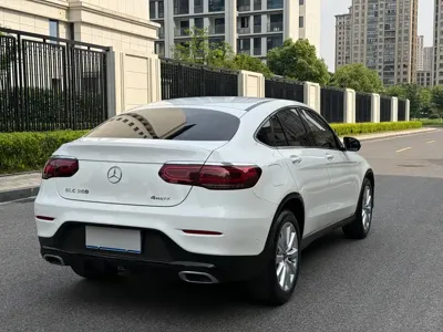 Mercedes-Benz GLC Coupe 2020, 79000 км, за 26381.43 USD