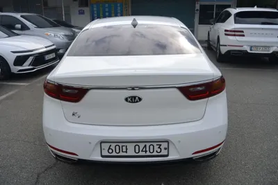Kia K7 2016, 132067 км, за 6511.69 USD
