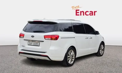 Kia Canival 2017, 113549 км, за 8476.81 USD