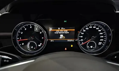 Hyundai Grandeur 2022, 57227 км, за 13674.54 USD - фото 8