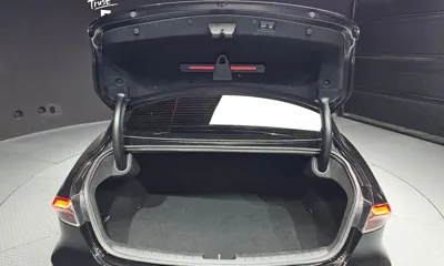 Hyundai Grandeur 2022, 57227 км, за 13674.54 USD - фото 20