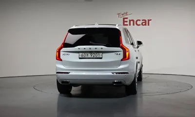 Volvo XC90 2017, 112745 км, за 25027.62 USD