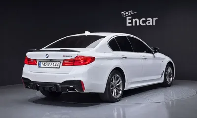 BMW 5-Series 2018, 138793 км, за 13121.96 USD