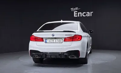 BMW 5-Series 2018, 138793 км, за 13121.96 USD