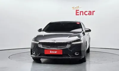 Kia K7 2018, 121986 км, за 7214.13 USD