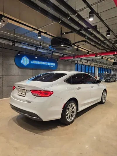 Chrysler 200 2015, 90000 км, за 3303.6 USD - фото 6