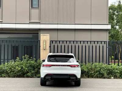 Porsche Macan 2023, 30000 км, за 49874.99 USD